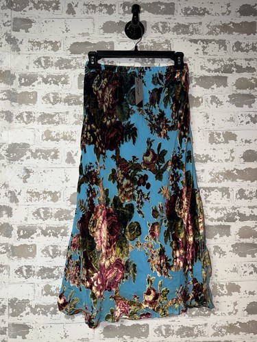 Nwt aris velvet - ,