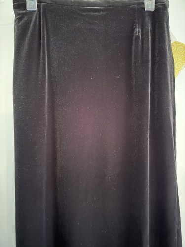 Susan graver black velvet - susan,